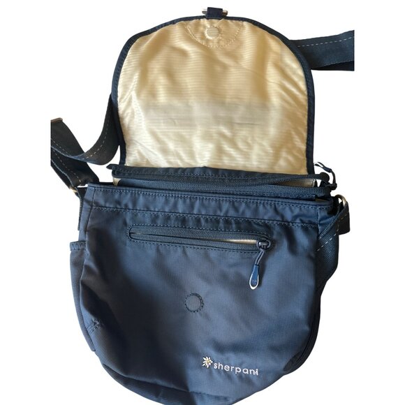 Sherpani Crossbody Bag With Quilted Flap Adjustable Strap Multiple Pockets Blue - Picture 4 of 6